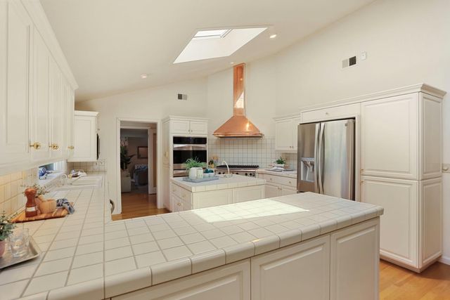 8465 Meath Dr, Stockton, CA 95212