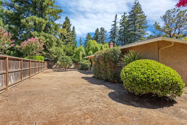 8465 Meath Dr, Stockton, CA 95212