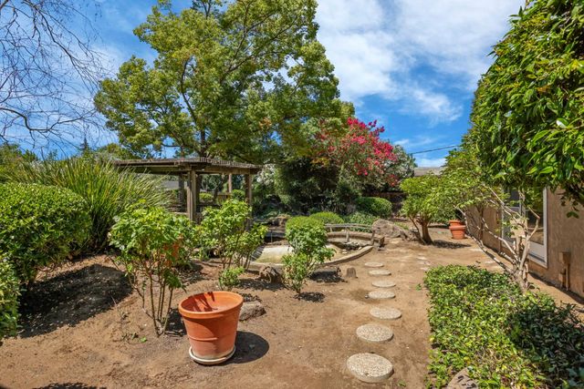 8465 Meath Dr, Stockton, CA 95212