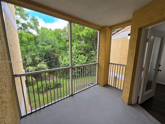 2622 NW 33rd Street 2011, Oakland Park, FL 33309
