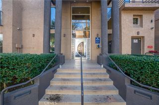 640 W 4th 101, Long Beach, CA 90802