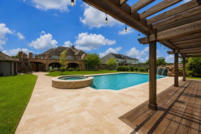 8311 Kelsey Pass, Missouri City, TX 77459