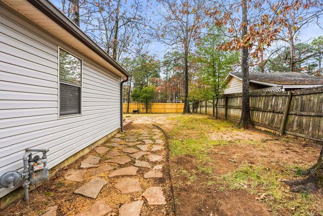 51 Pin Oak Loop, Maumelle, AR 72113