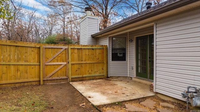 51 Pin Oak Loop, Maumelle, AR 72113