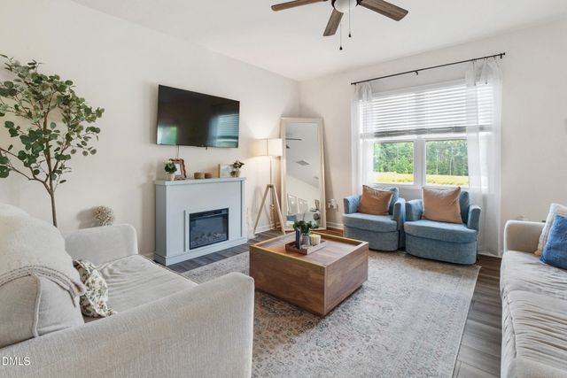 1416 Heron Pond Street, Raleigh, NC 27604