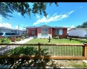 918 Wilshire Pl, Corpus Christi, TX 78411