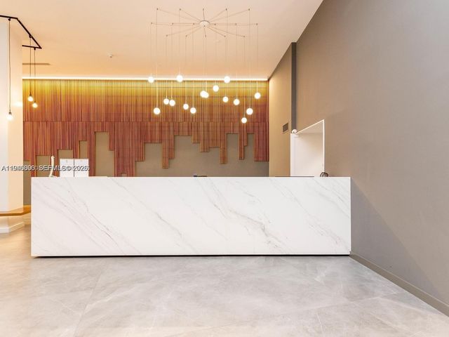 350 S Miami Ave 1905, Miami, FL 33130