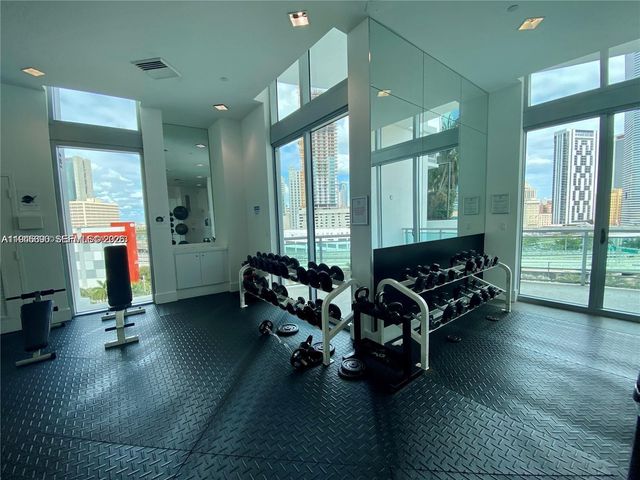 350 S Miami Ave 1905, Miami, FL 33130