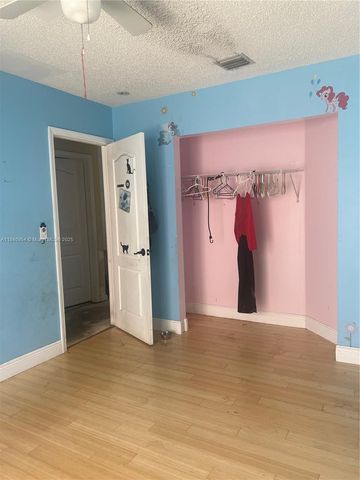 21479 SW 87th Ct, Cutler Bay, FL 33189
