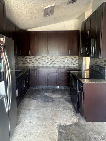 21479 SW 87th Ct, Cutler Bay, FL 33189