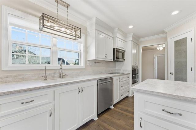 2000 Diane Drive, Sulphur, LA 70663