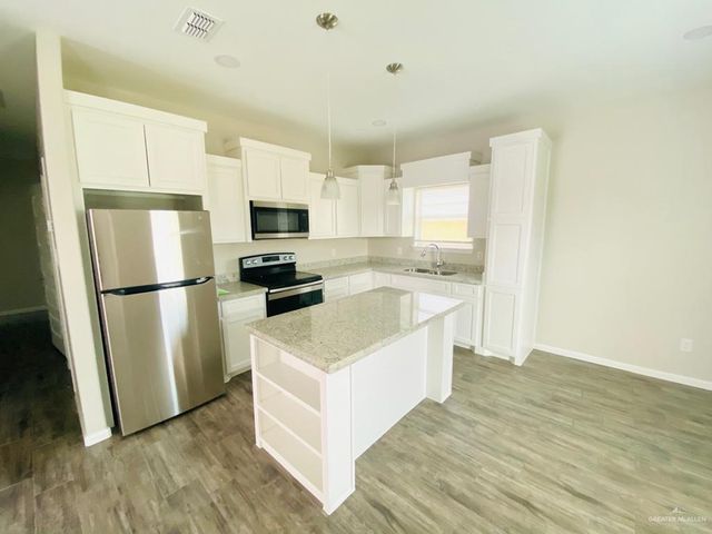 904 Kentucky Street 3, Alton, TX 78573