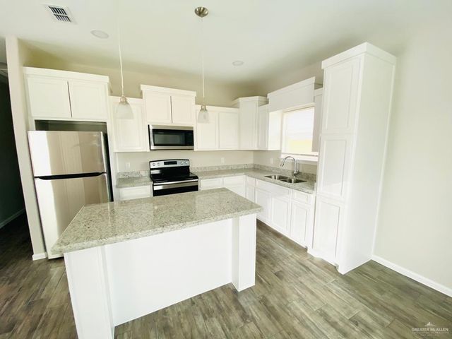 904 Kentucky Street 3, Alton, TX 78573