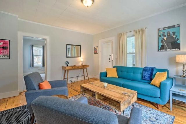 37 Dover Street, Keene, NH 03431