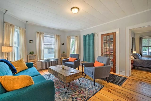 37 Dover Street, Keene, NH 03431