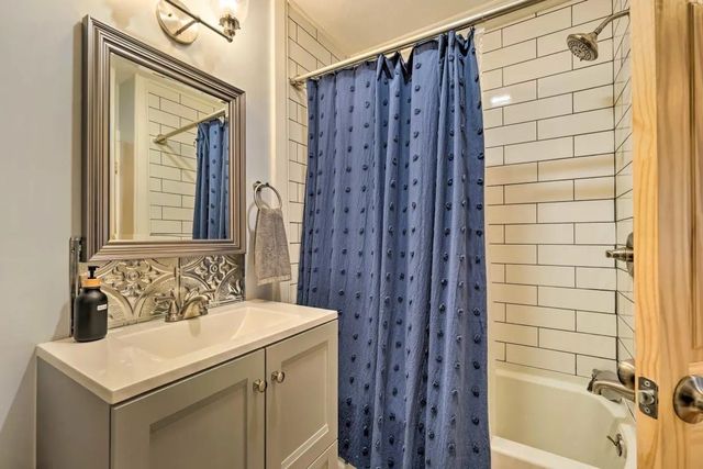 37 Dover Street, Keene, NH 03431