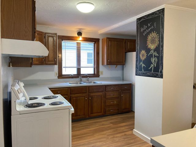 37 Dover Street, Keene, NH 03431