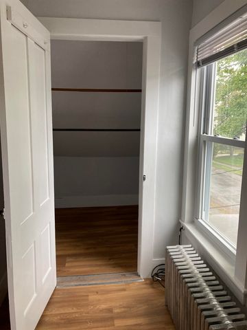37 Dover Street, Keene, NH 03431