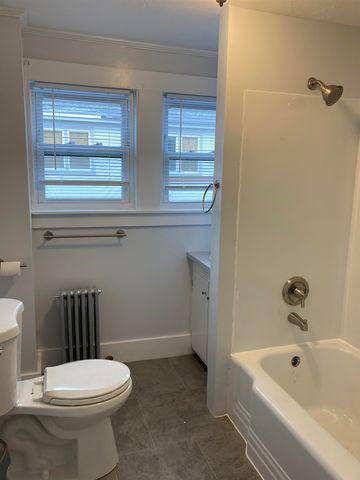 37 Dover Street, Keene, NH 03431