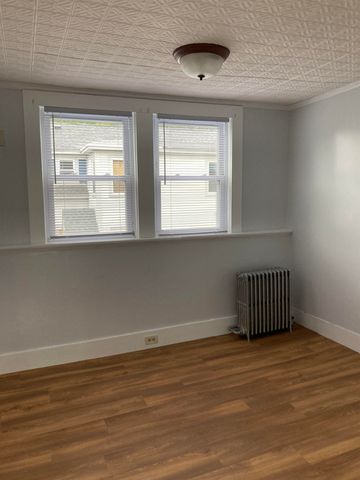 37 Dover Street, Keene, NH 03431