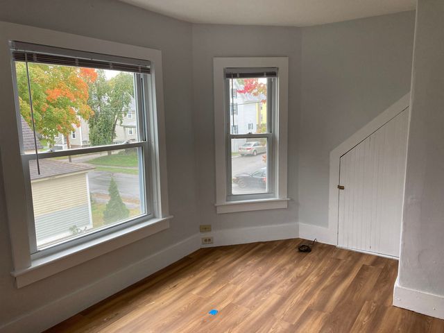 37 Dover Street, Keene, NH 03431