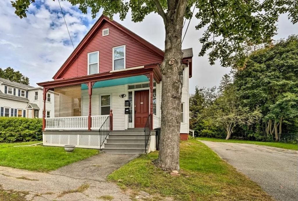 37 Dover Street, Keene, NH 03431