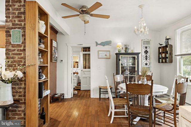 210 N BEACH AVE, Beach Haven, NJ 08008