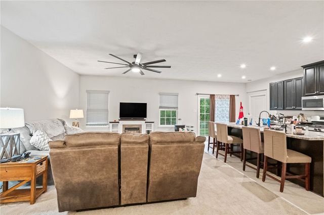 9247 Lakeside Street, Tipp City, OH 45371