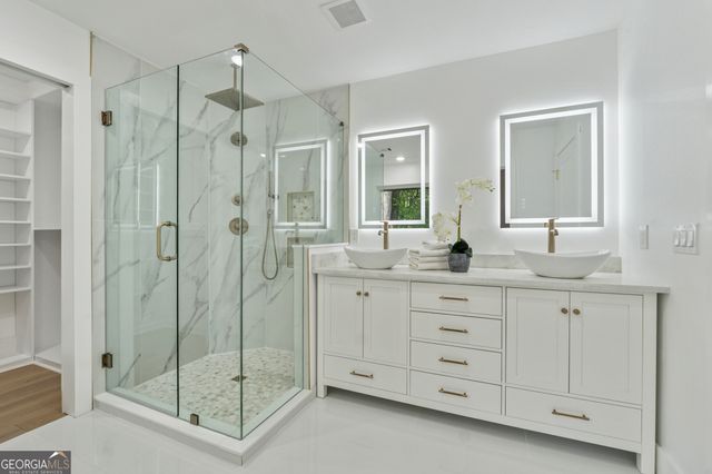 1542 Lavista Road, Atlanta, GA 30329