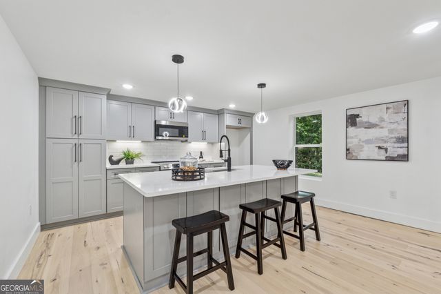 1542 Lavista Road, Atlanta, GA 30329