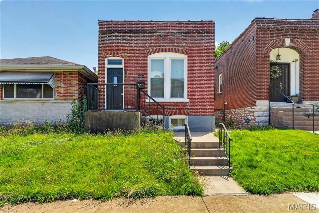 4534 Minnesota Avenue, St Louis, MO 63111