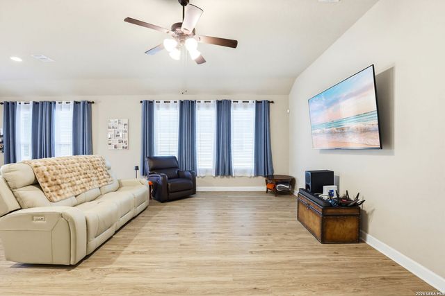 911 Highland Vista, New Braunfels, TX 78130