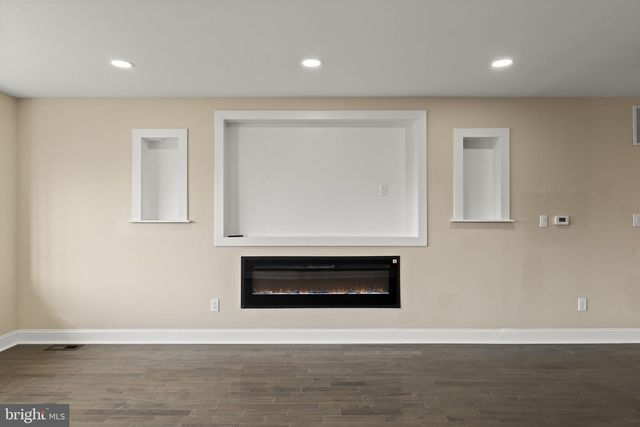 1931 71ST AVE, Philadelphia, PA 19138