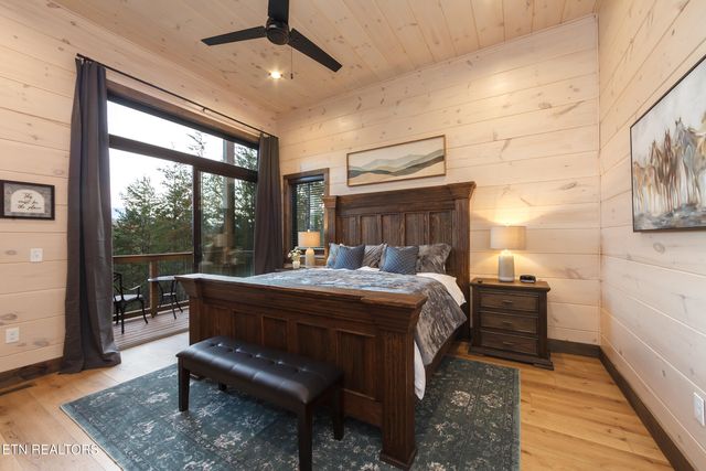 1843 Wild Briar Tr, Sevierville, TN 37876