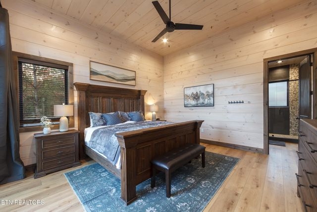 1843 Wild Briar Tr, Sevierville, TN 37876