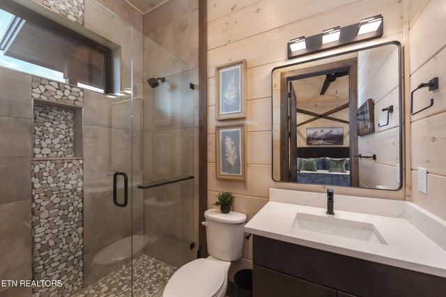 1843 Wild Briar Tr, Sevierville, TN 37876