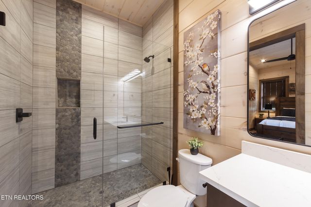 1843 Wild Briar Tr, Sevierville, TN 37876