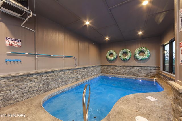 1843 Wild Briar Tr, Sevierville, TN 37876