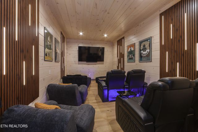 1843 Wild Briar Tr, Sevierville, TN 37876