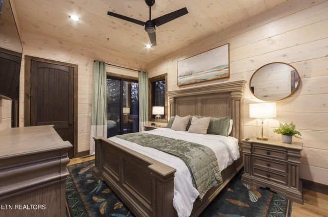 1843 Wild Briar Tr, Sevierville, TN 37876