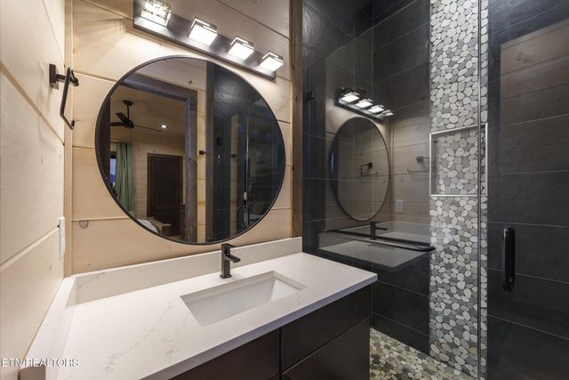 1843 Wild Briar Tr, Sevierville, TN 37876