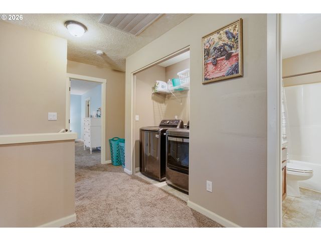 179 CRESTWOOD St, Fairview, OR 97024