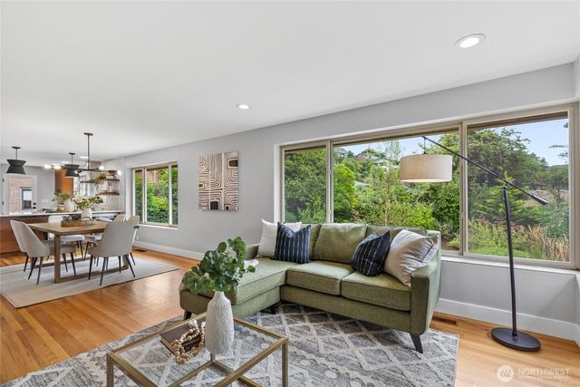 4009 SW Trenton Street, Seattle, WA 98136