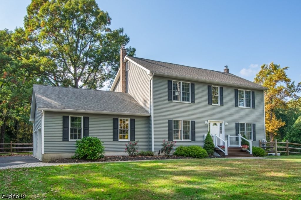 9 Old Traveled Way, Roxbury Twp., NJ 07852 — exterior