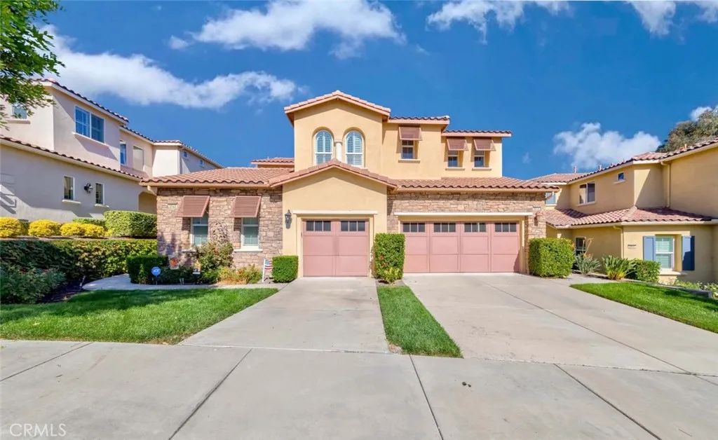 8834 Cuyamaca Street, Corona, CA 92883