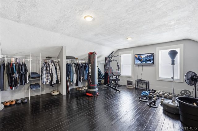 5657 Leete Road, Lockport Town, NY 14094