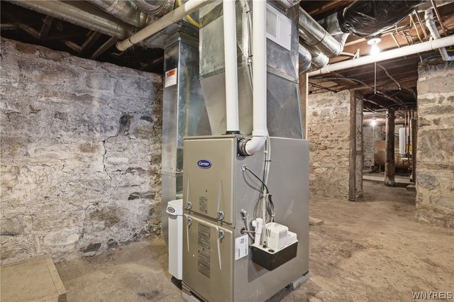 5657 Leete Road, Lockport Town, NY 14094