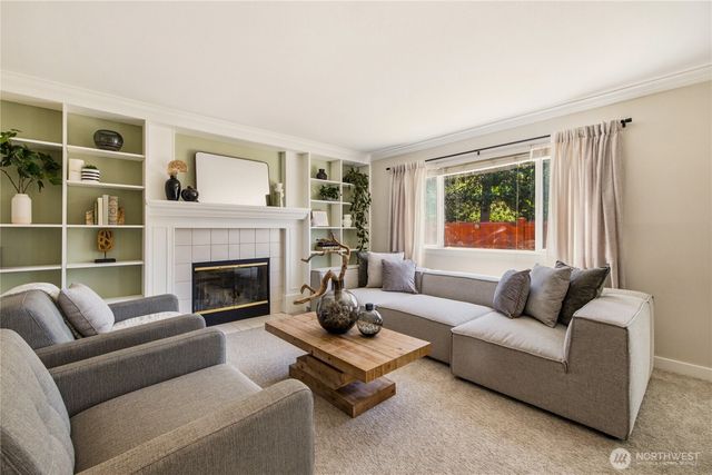 22807 SE 266th Street, Maple Valley, WA 98038