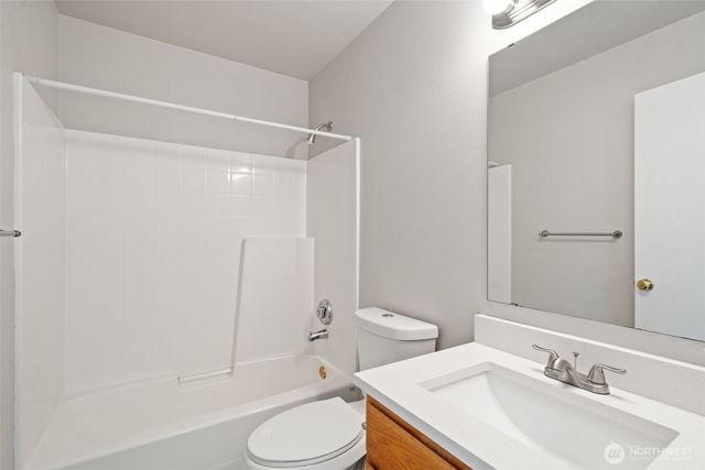 20322 86th Avenue Ct E, Spanaway, WA 98387