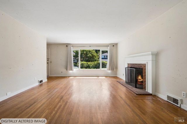 15 La Cuesta Dr, Greenbrae, CA 94904